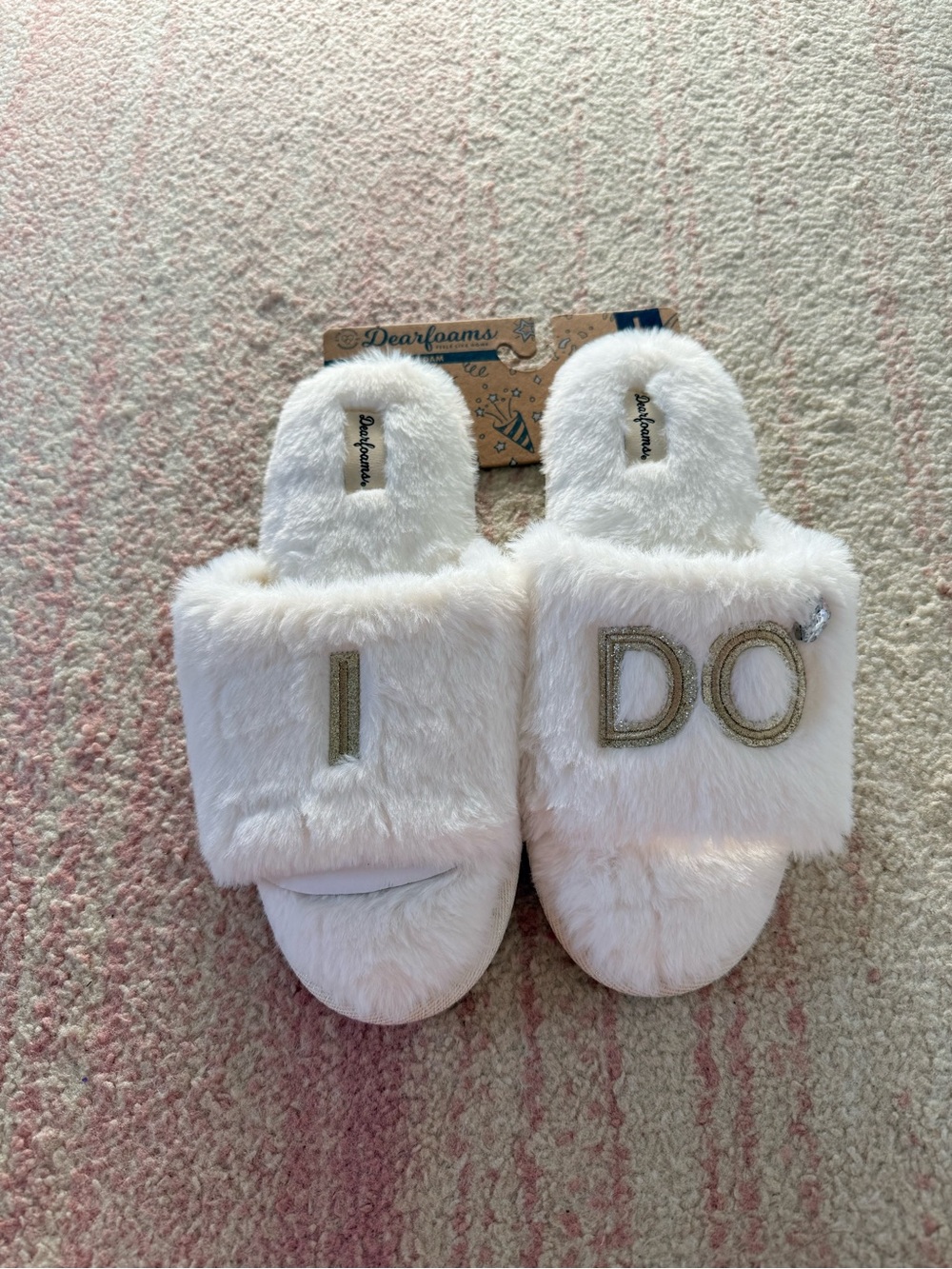 Dearfoams Women’s White 'I DO' Plush Slide Slippers